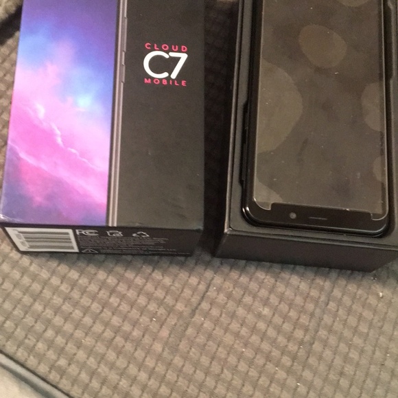 I’m selling a brand new phone
